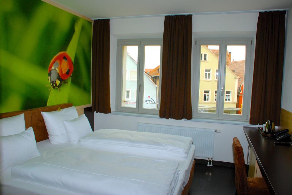 Hezelhof'S Radl-Hotel Wassertrüdingen Kamer foto