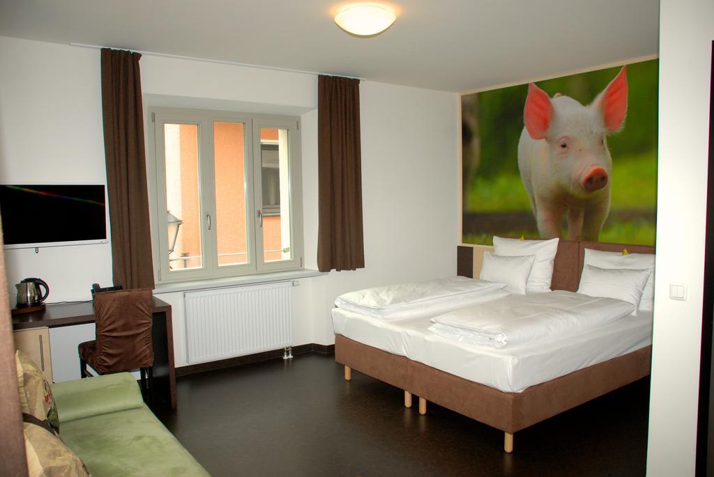 Hezelhof'S Radl-Hotel Wassertrüdingen Buitenkant foto