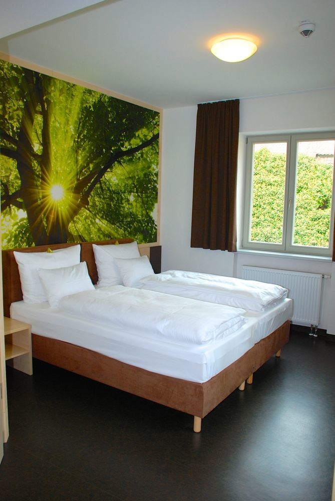 Hezelhof'S Radl-Hotel Wassertrüdingen Buitenkant foto